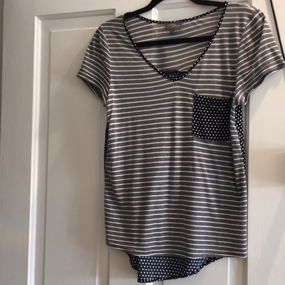 Market & Spruce mixed material top